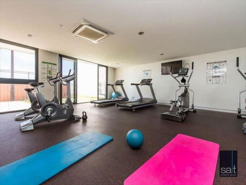 LOCATION LOCATION CITY VIEWS NETFLIX WIFI WINE - Accommodation Great Ocean Road 3