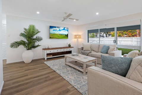 Walk To Hastings Street Noosa Sound - Accommodation Great Ocean Road 2