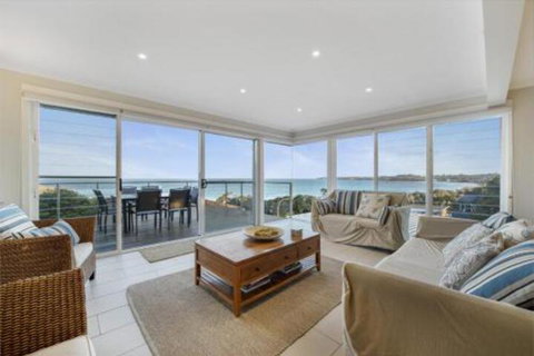 Mitchell Pde 118 Mollymook - Accommodation Great Ocean Road 0