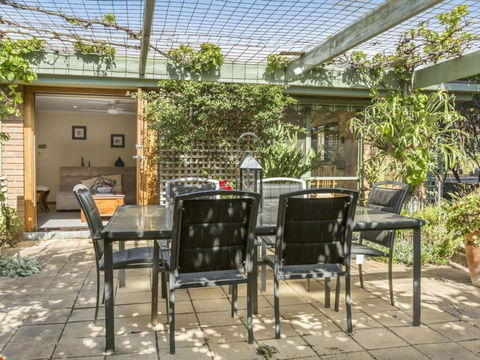 TUSCAN OASIS RYE - Accommodation Great Ocean Road 4