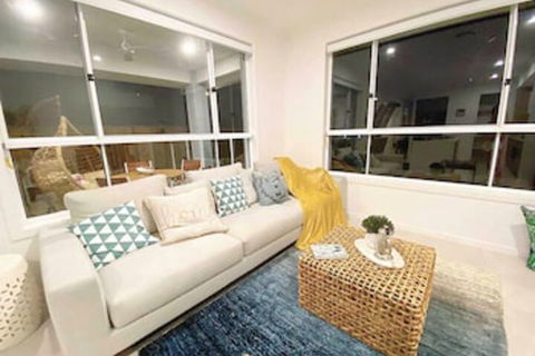 Hope Island Water Front House - Accommodation Great Ocean Road 0