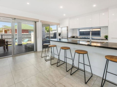 CASABLANCA DROMANA - Accommodation Great Ocean Road 4