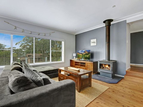 Carroll Ave 39 Mollymook - Accommodation Great Ocean Road 6