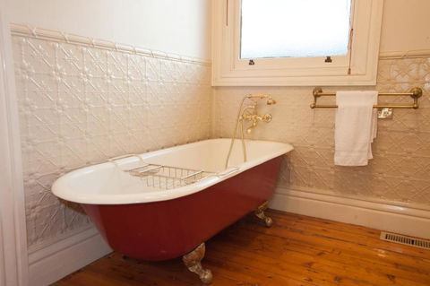 Central Charm - Accommodation Great Ocean Road 2