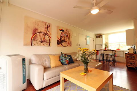 Colour Pop - Rejuvenate Stays - Accommodation Great Ocean Road 5