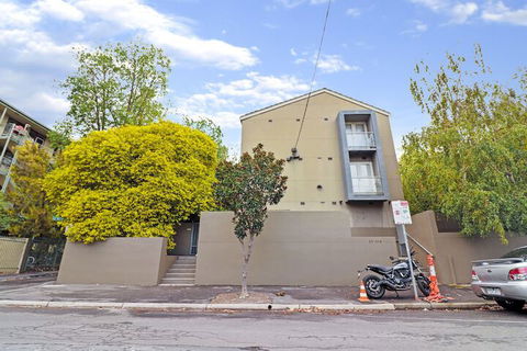 Colour Pop - Rejuvenate Stays - Accommodation Great Ocean Road 1