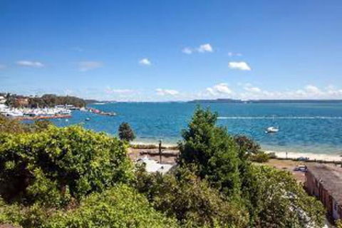 2 Bedroom Apartment Quarterdeck Unit 3 - Accommodation Great Ocean Road 1