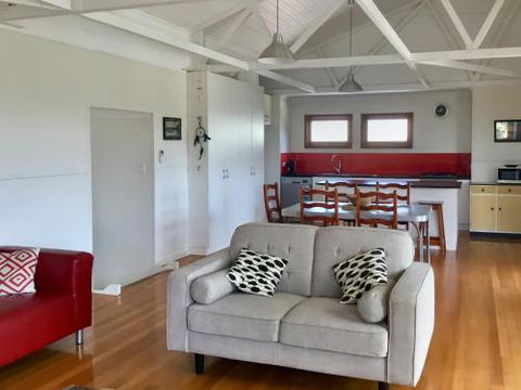 Samphire Beach House - Accommodation Great Ocean Road 4