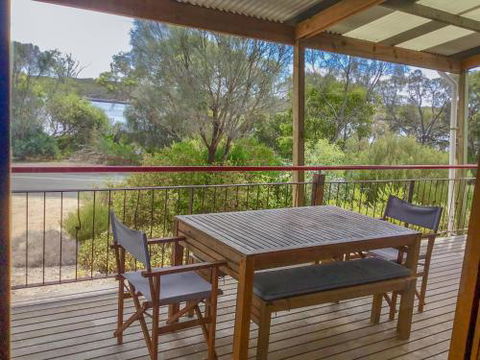 Samphire Beach House - Accommodation Great Ocean Road 3