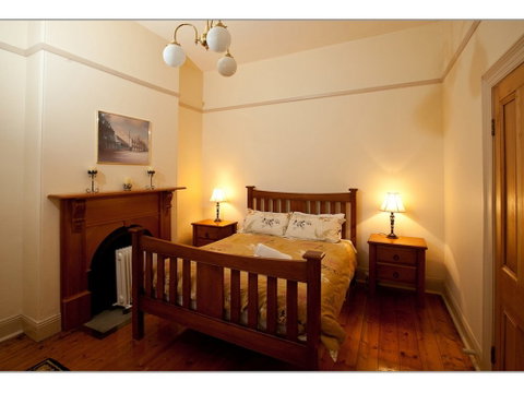 Fairholme Townhouse - Accommodation Great Ocean Road 0