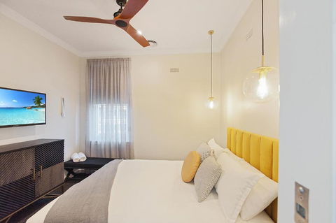 Luxury On The Esplanade - Accommodation Great Ocean Road 3