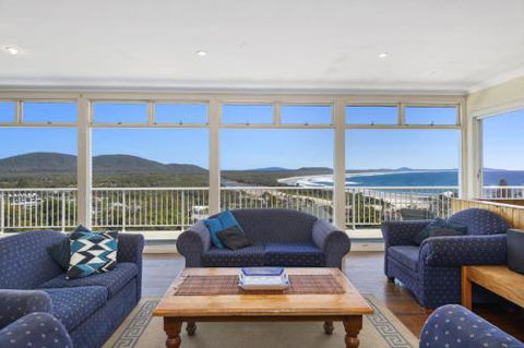La Mer 19 Dulconghi Street - Accommodation Great Ocean Road 6