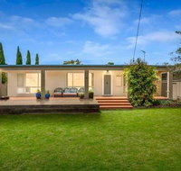 Casual Beachin It Family Getaway with Bungalow on Beachfront - Accommodation Great Ocean Road