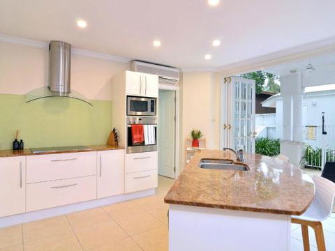 Walk To The Ocean In Five Minutes - Accommodation Great Ocean Road 4