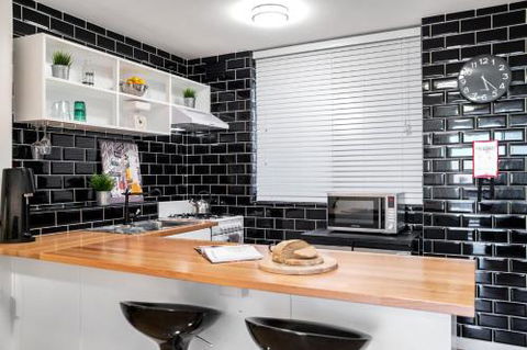 Soho Chic Apartment - Accommodation Great Ocean Road 3