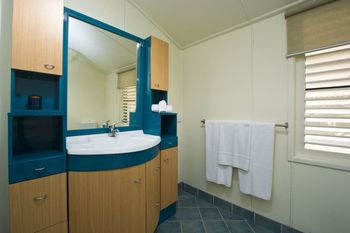 Salty House - Accommodation Great Ocean Road 2