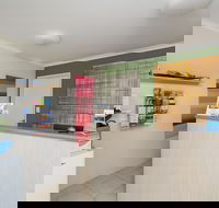 Tin Can Bay's Sleepy Lagoon Motel - Accommodation Great Ocean Road