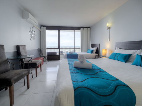 Bayview Tower - Accommodation Great Ocean Road 6