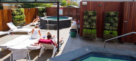 Chilli's Backpackers - Hostel - Accommodation Great Ocean Road 3