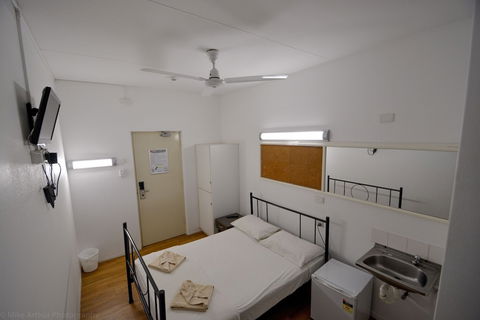Chilli's Backpackers - Hostel - Accommodation Great Ocean Road 6