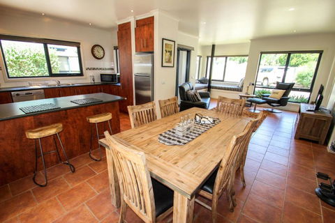 Avignon In Bright - Accommodation Great Ocean Road 2