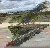 5br Luxury House 20 Min To Cbd Spacious Living - Accommodation Great Ocean Road
