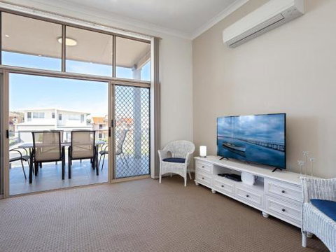 Walk On Birubi 1 / 40 Ocean Ave Pet Friendly WIFI Boat Parking & Water Views - Accommodation Great Ocean Road 5