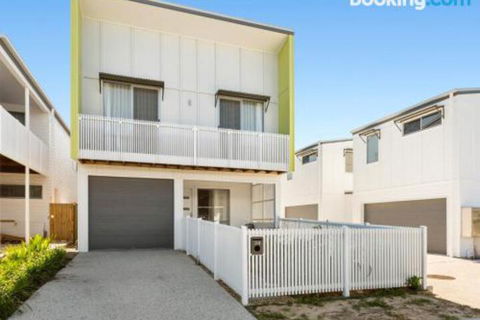 SEASIDE By THE BEACH - Accommodation Great Ocean Road 3