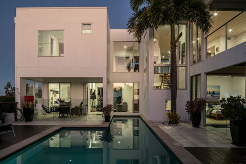 Sunshine Coast White House - Accommodation Great Ocean Road 0