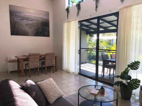 Baden 86 Rainbow Shores Walk To Beach Top Floor Air Conditioned Unit - Accommodation Great Ocean Road 0