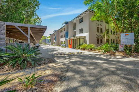 Baden 46 Rainbow Shores Walk To Beach Top Floor Air Conditioned Unit Pools - Accommodation Great Ocean Road 6