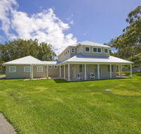 Echo Beach House 16 Reflections Dr Luxurious House with Magnificent Pool  Ducted Air - Accommodation Great Ocean Road