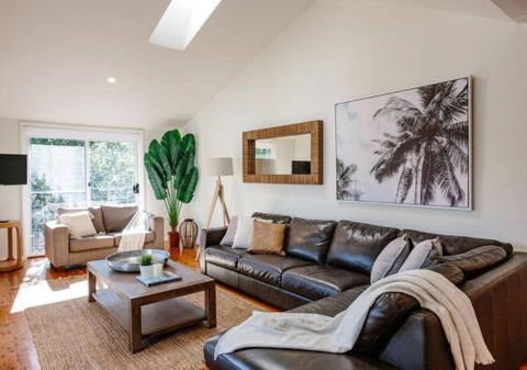 Seagrass House Modern North Avoca Oasis - Accommodation Great Ocean Road 0