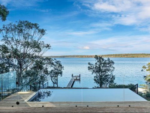 ESTUARY HOUSE Basin View 4pm Check Out Sundays - Accommodation Great Ocean Road 0