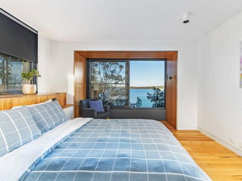 ESTUARY HOUSE Basin View 4pm Check Out Sundays - Accommodation Great Ocean Road 1