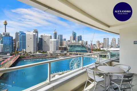 DREAM HARBOUR VIEW 2 BRM / GYM POOL & PARKING - Accommodation Great Ocean Road 0