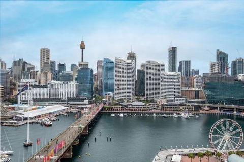 DREAM HARBOUR VIEW 2 BRM / GYM POOL & PARKING - Accommodation Great Ocean Road 2
