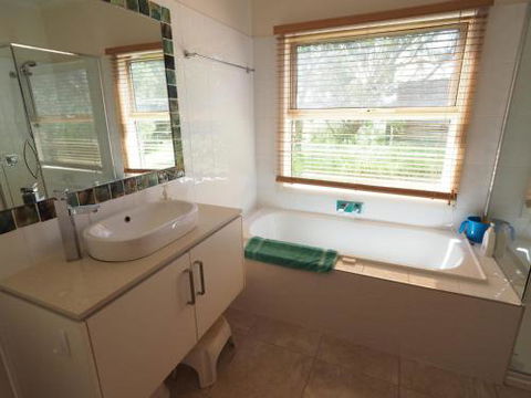 Summerside At 80 Sandy Point Rd Sandy Point - Accommodation Great Ocean Road 3