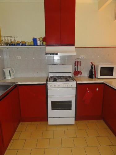 14 Sunshine Rise Sandy Point - Accommodation Great Ocean Road 2
