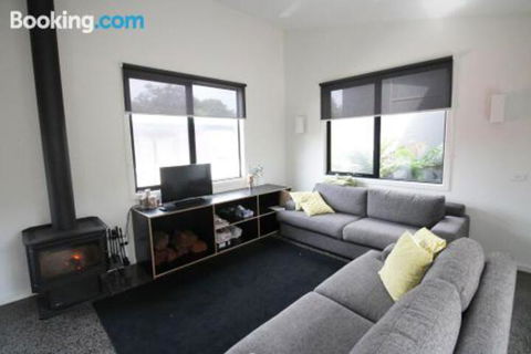 3 Anderson Avenue Sandy Point - Accommodation Great Ocean Road 4