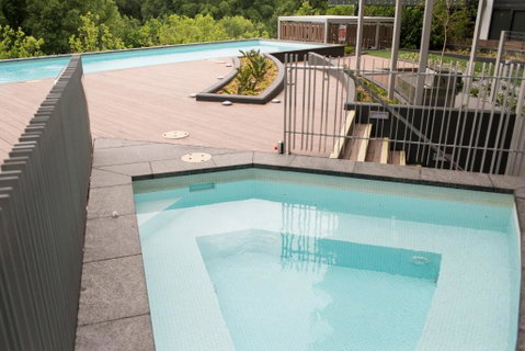KUI Manhattan Apartments - Accommodation Great Ocean Road 3