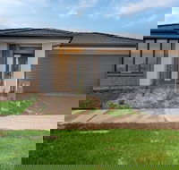 Resortstyle 4BR House With Parkingwerribee - Accommodation Great Ocean Road