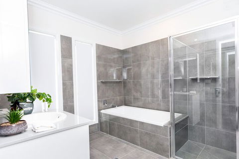 Wagga Apartments 1 - Accommodation Great Ocean Road 6