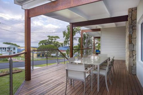 THE PERFECT BEACH HOUSE - Accommodation Great Ocean Road 4