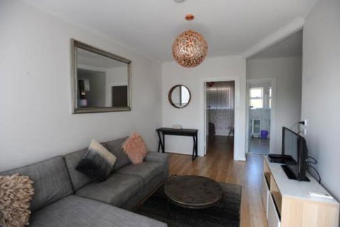 Glenelg Holiday Apartments The Broadway - Accommodation Great Ocean Road 7