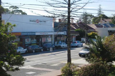 Glenelg Holiday Apartments The Broadway - Accommodation Great Ocean Road 2