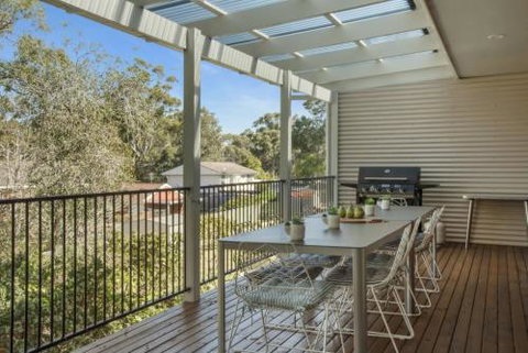 BEACH WITHIN REACH - Accommodation Great Ocean Road 0