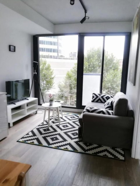 Carlson CBD Apartments - Accommodation Great Ocean Road 3