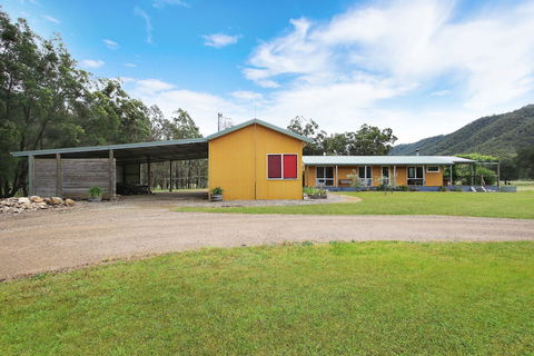 Feathertop Views And Dorm - Accommodation Great Ocean Road 1