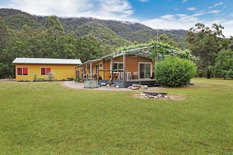 Feathertop Views And Dorm - Accommodation Great Ocean Road 2